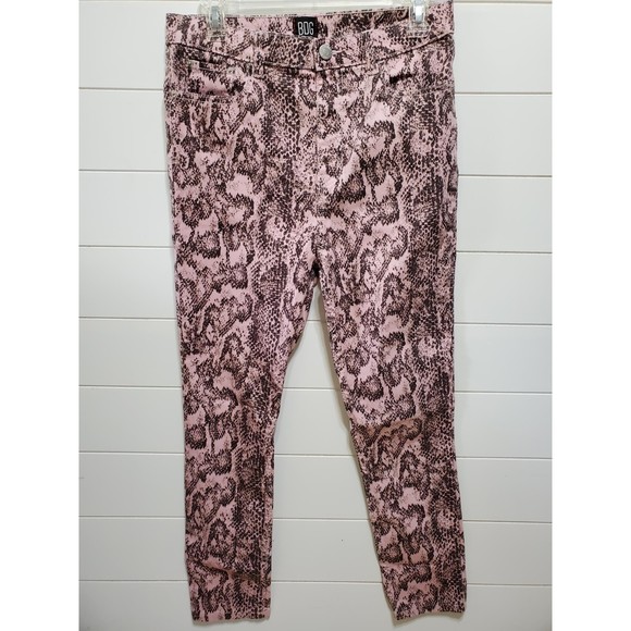 BDG Urban Outfitters Twig women size 29 pink snakeskin super high rise crop jean - Picture 1 of 4